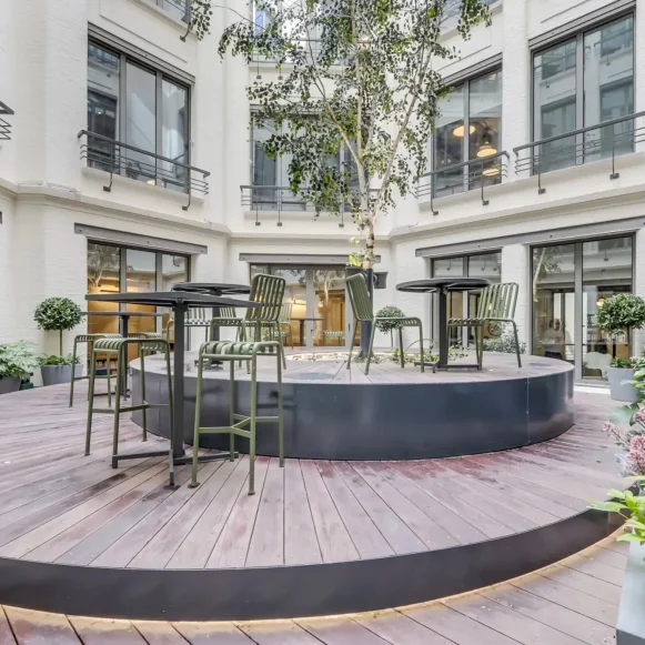 Bureau privé 10 m² 4 postes Coworking Rue du Colisée Paris 75008 - photo 6