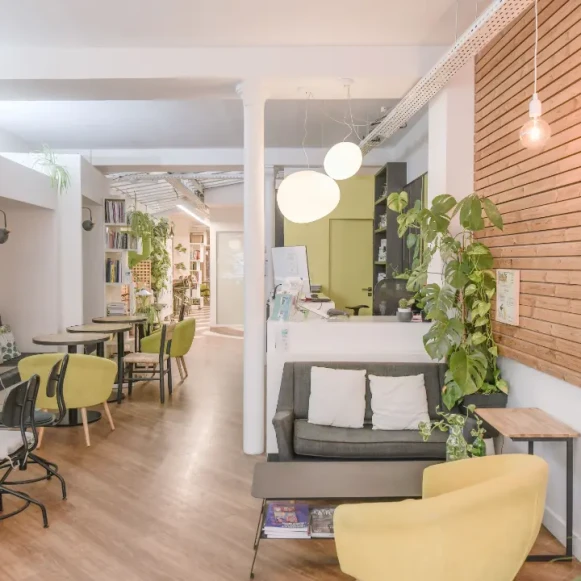 Bureau privé 12 m² 6 postes Coworking Rue Greneta Paris 75002 - photo 6