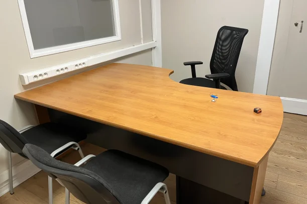 Bureau privé - 75001 - 1 poste - 650€
