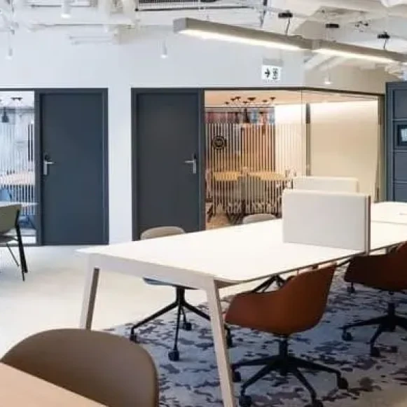 Bureau privé 28 m² 7 postes Coworking Rue Jean Lantier Paris 75001 - photo 1