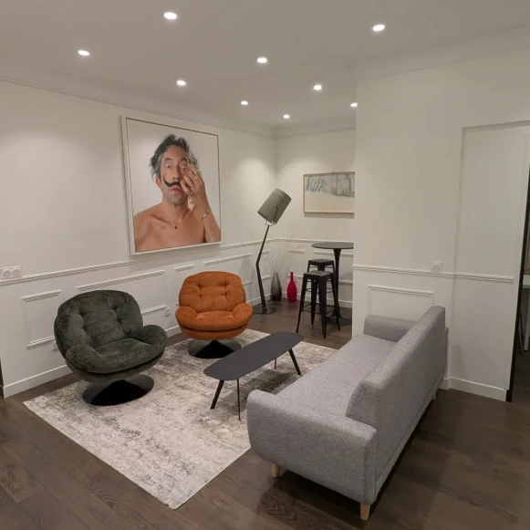 Bureau privé 26 m² 6 postes Coworking Rue Barye Paris 75017 - photo 1