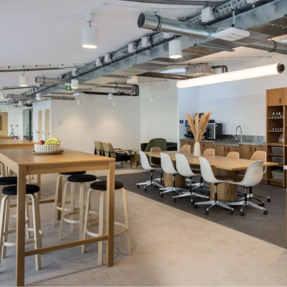 Espace indépendant 800 m² 90 postes Location bureau Avenue Trudaine Paris 75009 - photo 5