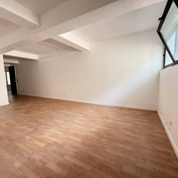 Bureau privé 28 m² 8 postes Coworking Avenue du Général Michel Bizot Paris 75012 - photo 3