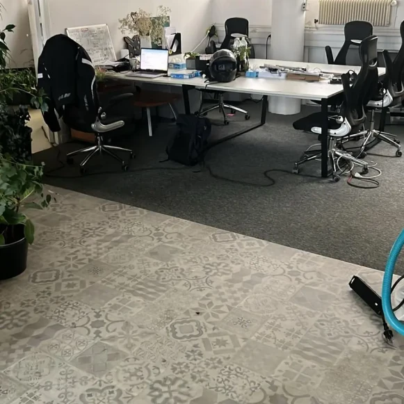 Espace indépendant 15 m² 3 postes Location bureau Boulevard Paul Vaillant Couturier Montreuil 93100 - photo 2