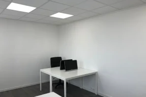 Bureau privé - 93500 - 4 postes - 1000€