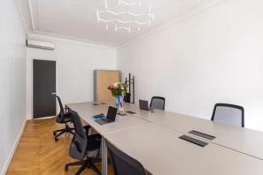 Bureau privé - 75017 - 6 postes - 4000€
