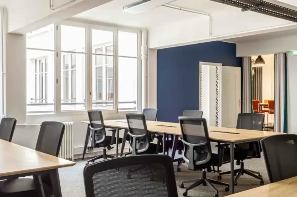 Espace indépendant - 75010 - 40 postes - 24000€