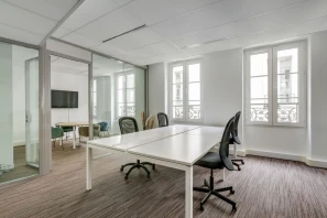 Espace indépendant - 75002 - 16 postes - 7100€