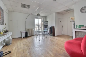 Bureau privé - 75009 - 15 postes - 6500€