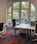 Open Space - 57000 - 6 postes - 390€