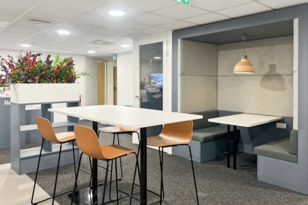 Bureau privé - 57000 - 6 postes - 1430€