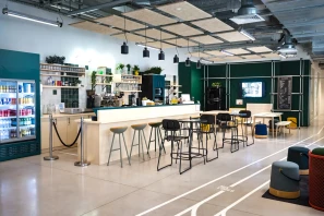 Bureau privé - 75018 - 2 postes - 390€