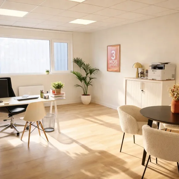 Bureau privé 18 m² 2 postes Coworking Rue de Toufflers Lys-lez-Lannoy 59390 - photo 2