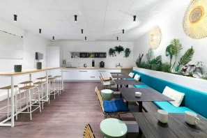 Rue d'Amsterdam Paris 09