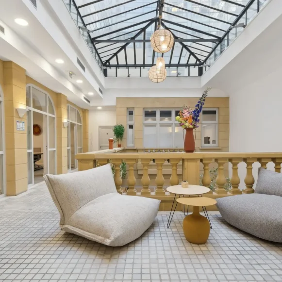 Espace indépendant 243 m² 36 postes Coworking Rue Louis Murat Paris 75008 - photo 2