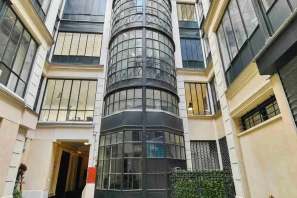 Espace indépendant - 75010 - 24 postes - 13700€