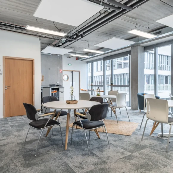 Bureau privé 80 m² 14 postes Coworking Allée Clémentine Deman Lille 59000 - photo 10