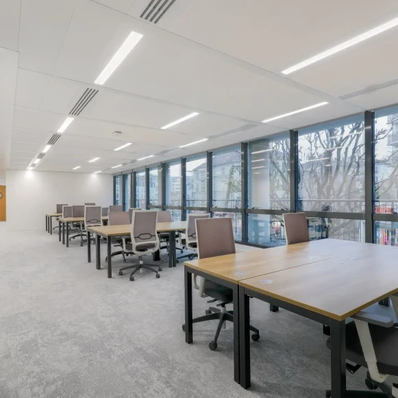 Bureau privé 20 m² 4 postes Coworking Rue Eugène Renault Maisons-Alfort 94700 - photo 12