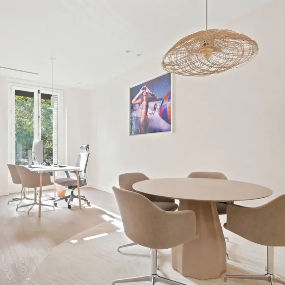 Bureau privé 30 m² 6 postes Location bureau Avenue Franklin Delano Roosevelt Paris 75008 - photo 1