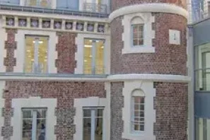 Bureau privé - 75017 - 2 postes - 1320€