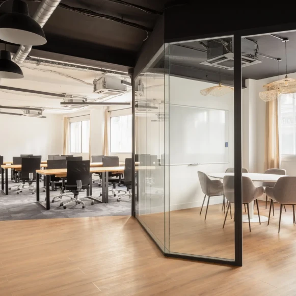 Espace indépendant 210 m² 32 postes Location bureau Rue Richer Paris 75009 - photo 8