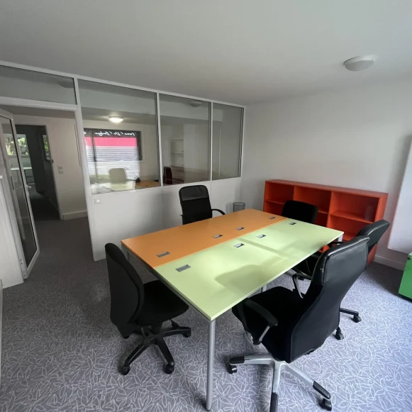 Bureau privé 26 m² 6 postes Location bureau Avenue Pierre Grenier Boulogne-Billancourt 92100 - photo 10