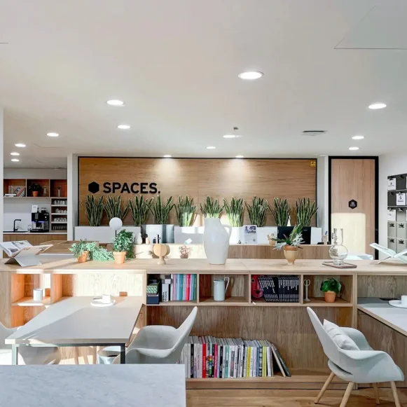 Bureau privé 14 m² 4 postes Coworking Boulevard de Berlin Nantes 44000 - photo 2