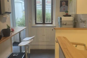 Espace indépendant - 75014 - 8 postes - 4900€