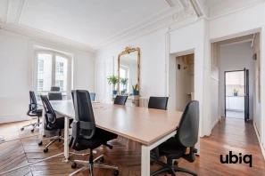 Bureau privé - 75009 - 8 postes - 2500€