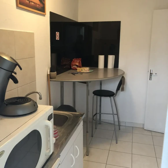 Bureau privé 19 m² 4 postes Location bureau Rue Royale Yerres 91330 - photo 2