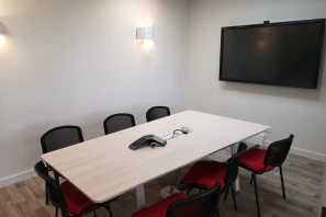 Open Space - 69009 - 3 postes - 900€