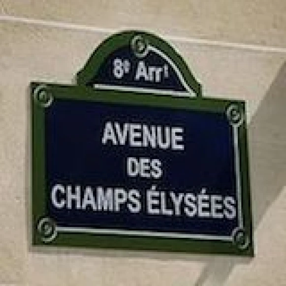 Bureau privé 15 m² 3 postes Coworking Avenue des Champs-Élysées Paris 75008 - photo 6
