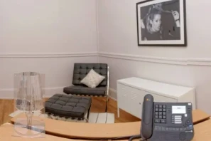 Bureau privé - 69001 - 2 postes - 750€