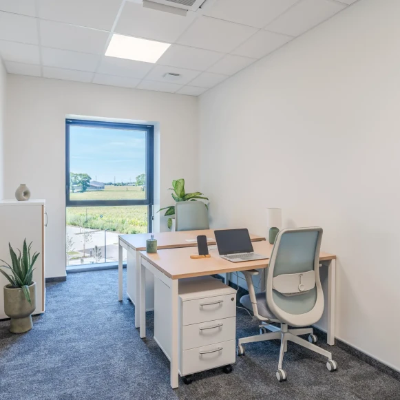 Bureau privé 13 m² 2 postes Location bureau Rue de Lisbonne Schiltigheim 67300 - photo 1