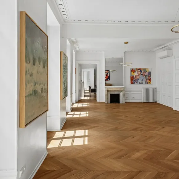 Espace indépendant 170 m² 28 postes Location bureau Rue de Ponthieu Paris 75008 - photo 2