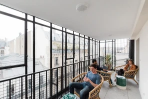 Open Space - 75009 - 1 poste - 475€
