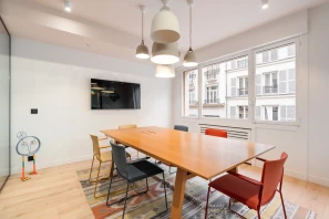 Espace indépendant - 75008 - 17 postes - 12750€