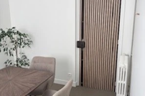 Open Space - 75008 - 4 postes - 400€