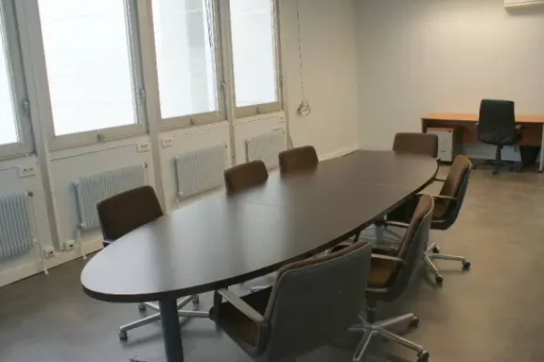 Bureau privé - 92140 - 8 postes - 1100€