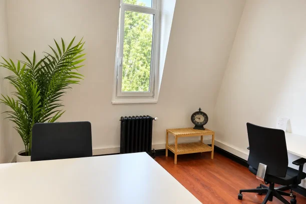 Bureau privé - 59100 - 3 postes - 965€