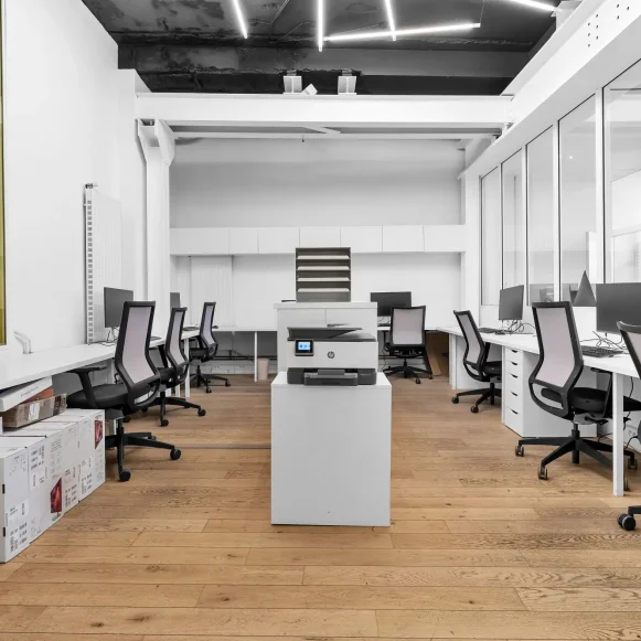Espace indépendant 150 m² 17 postes Coworking Passage du Bureau Paris 75011 - photo 1