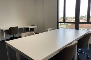 Bureau privé - 33130 - 4 postes - 350€