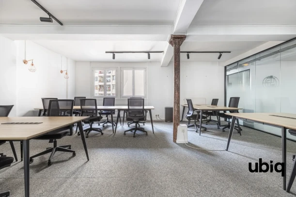 Espace indépendant - 75010 - 36 postes - 12000€