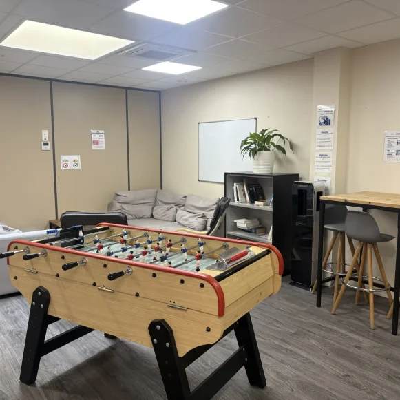 Bureau privé 14 m² 4 postes Location bureau Rue Marcel Mérieux Lyon 69007 - photo 2