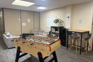 Bureau privé - 69007 - 4 postes - 650€