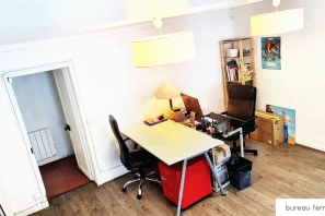 Bureau privé - 75003 - 5 postes - 1650€