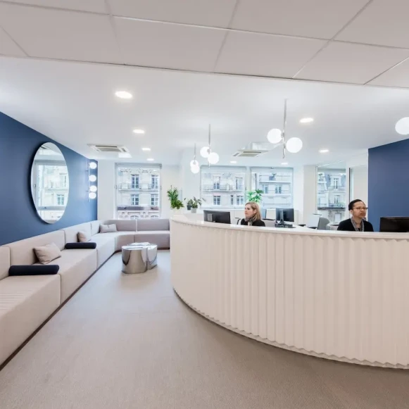 Bureau privé 44 m² 12 postes Coworking Avenue Montaigne Paris 75008 - photo 9