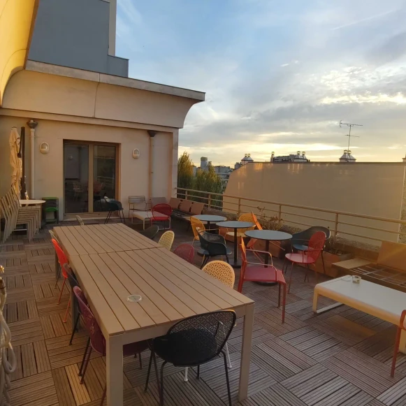 Bureau privé 107 m² 26 postes Location bureau Avenue Philippe Auguste Paris 75011 - photo 1