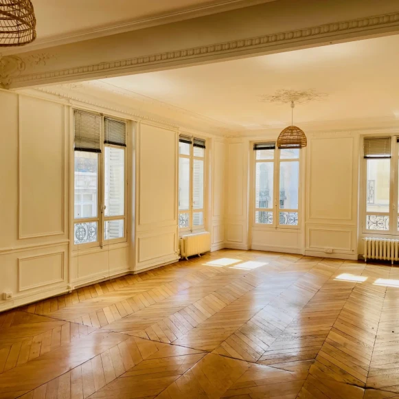 Espace indépendant 180 m² 28 postes Location bureau Rue Bergère Paris 75009 - photo 1