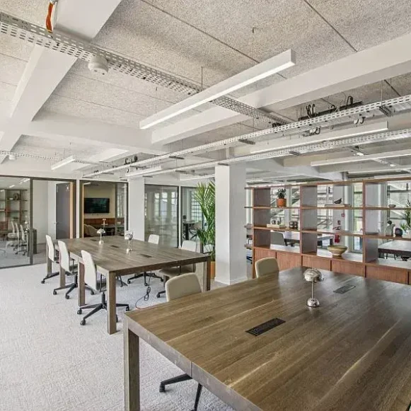 Bureau privé 360 m² 45 postes Coworking Rue La Fayette Paris 75010 - photo 6